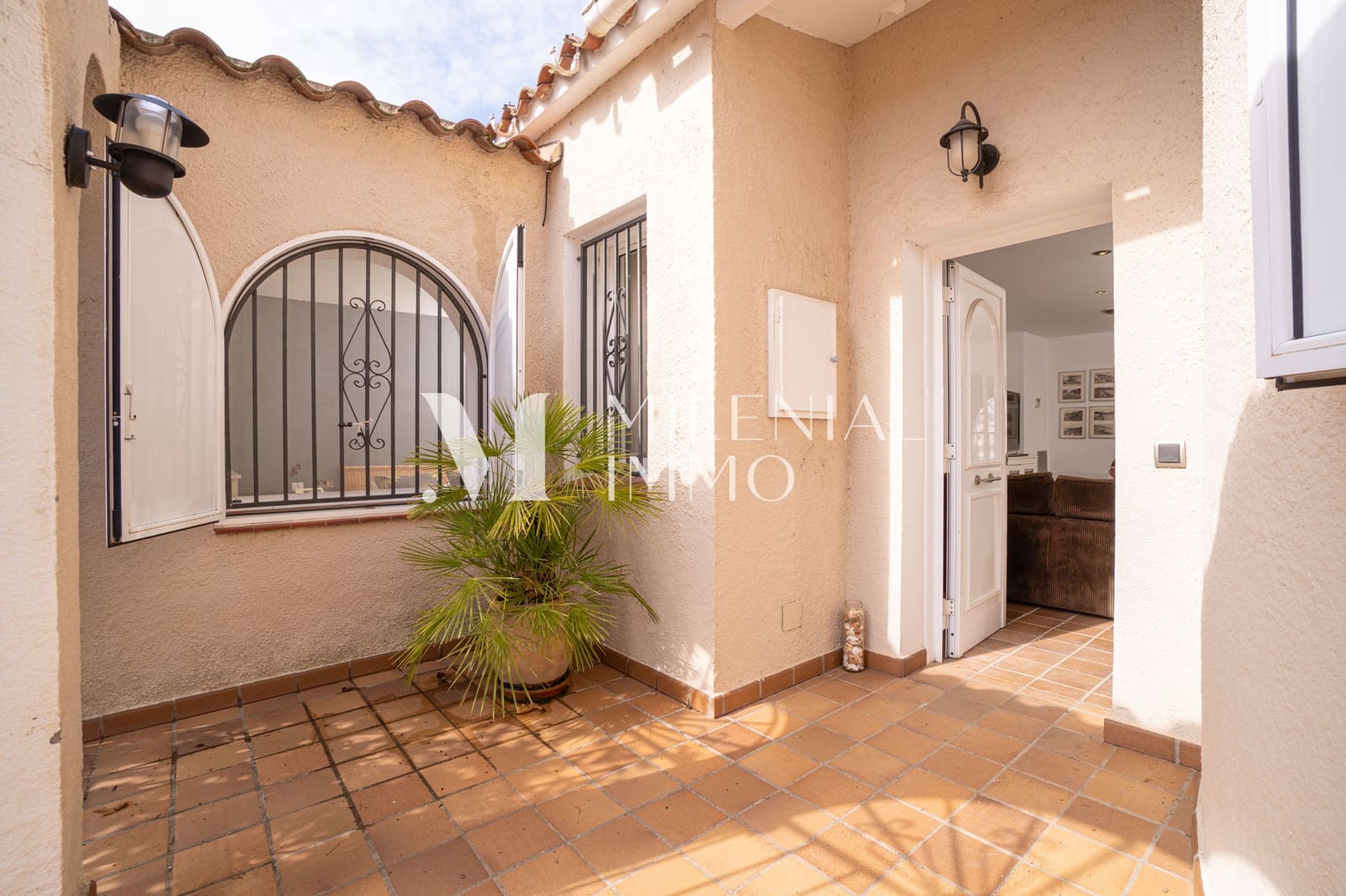 5 camera da letto Villa in vendita in Empuriabrava con piscina garage - 810.000 € (Rif: 10031060)