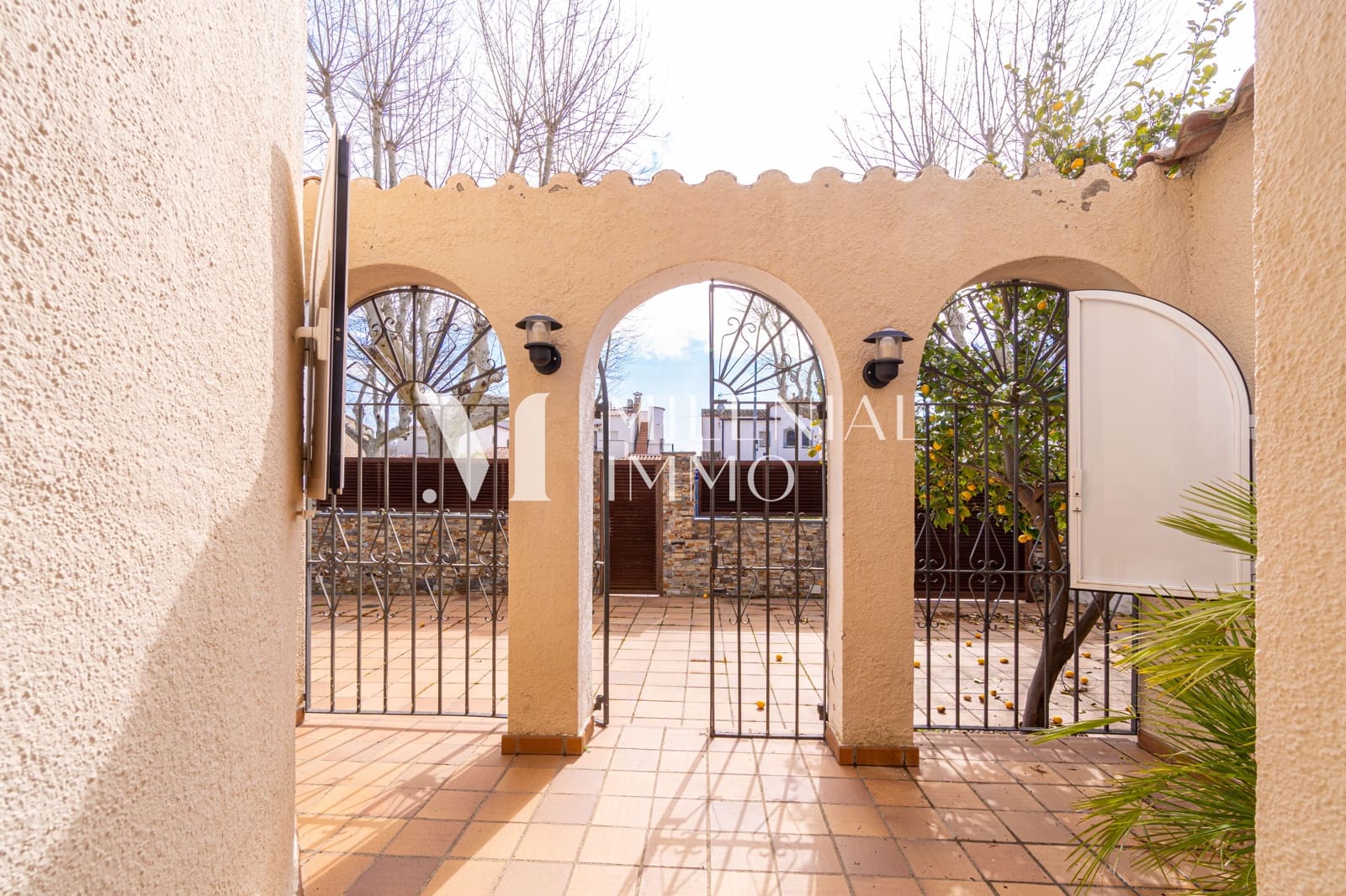 5 camera da letto Villa in vendita in Empuriabrava con piscina garage - 810.000 € (Rif: 10031060)