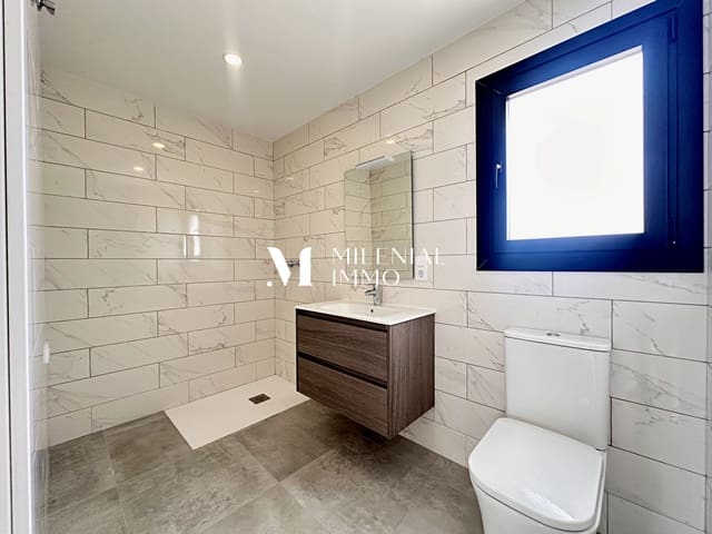 Apartamento de 2 habitaciones en Santa Margarida, Roses en venta con garaje - 295.000 € (Ref: 10031071)