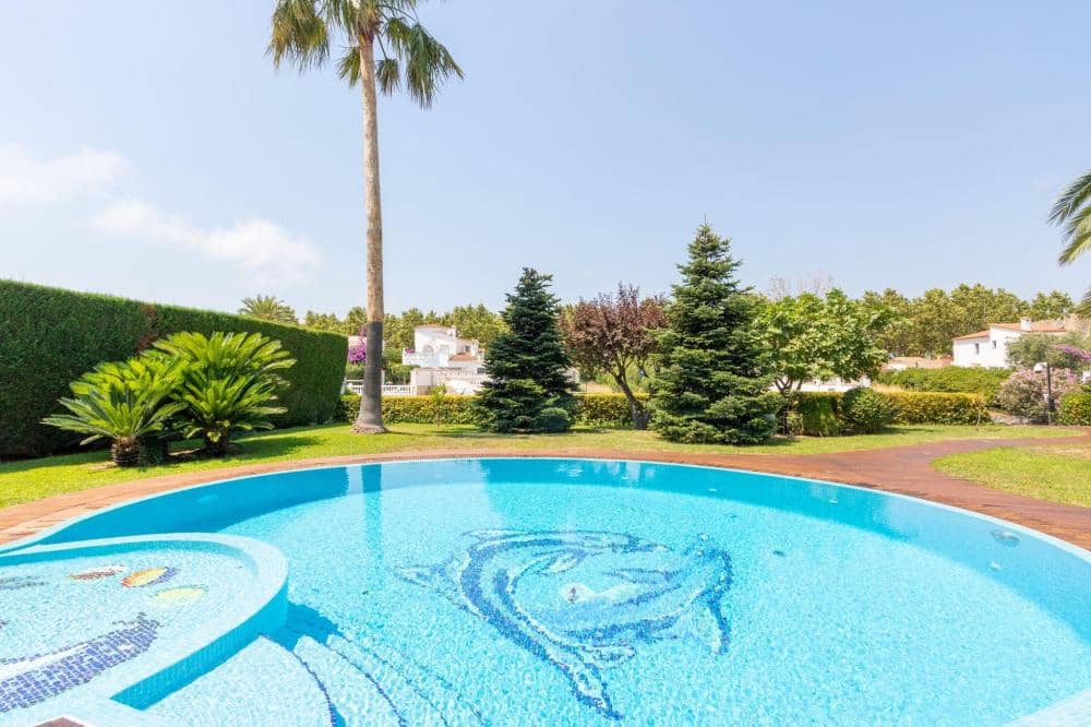 9 camera da letto Villa in vendita in Empuriabrava con piscina garage - 2.870.000 € (Rif: 10033347)