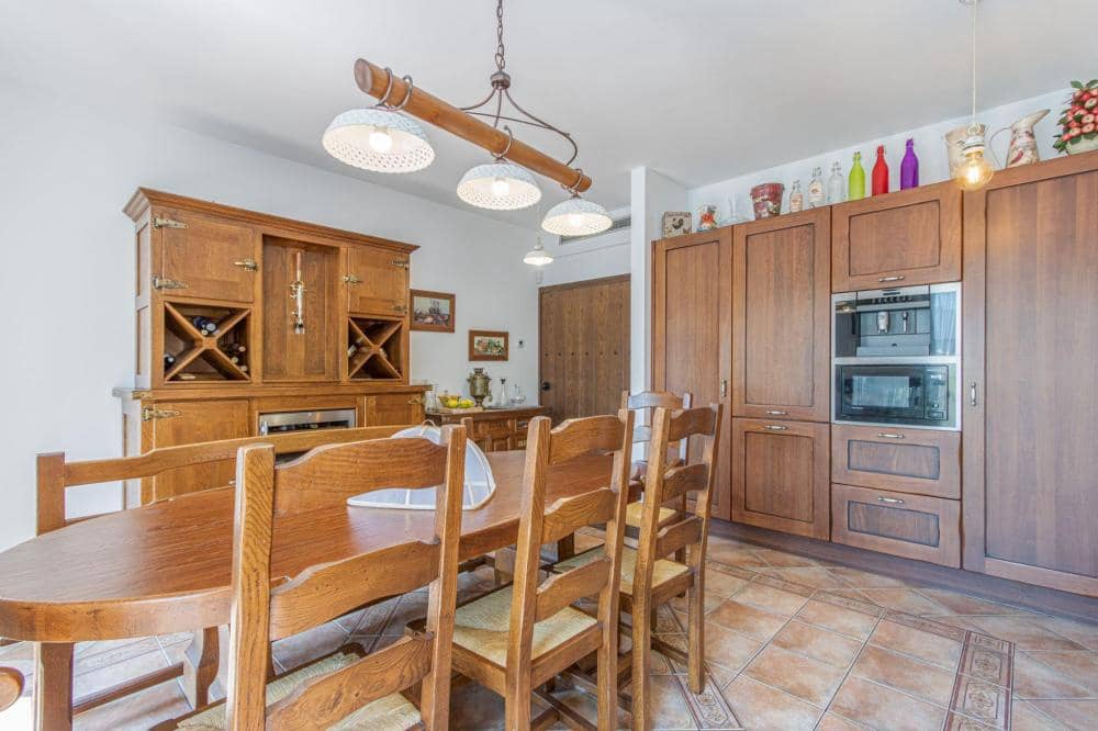 9 camera da letto Villa in vendita in Empuriabrava con piscina garage - 2.870.000 € (Rif: 10033347)