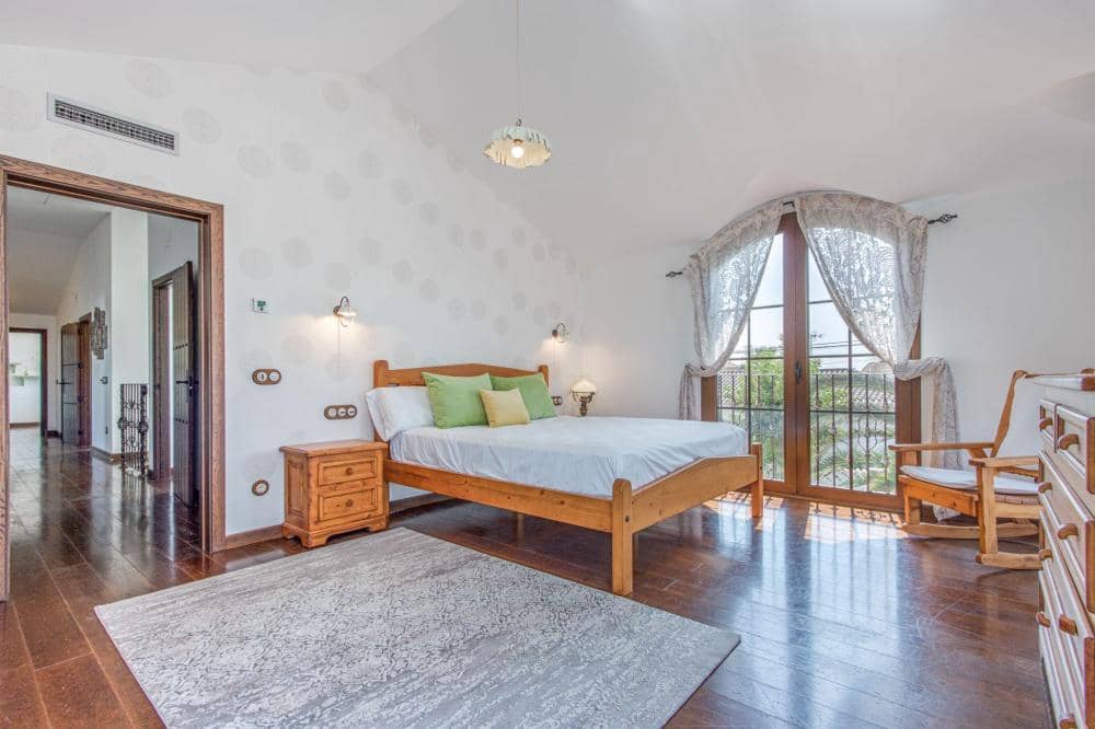 9 camera da letto Villa in vendita in Empuriabrava con piscina garage - 2.870.000 € (Rif: 10033347)