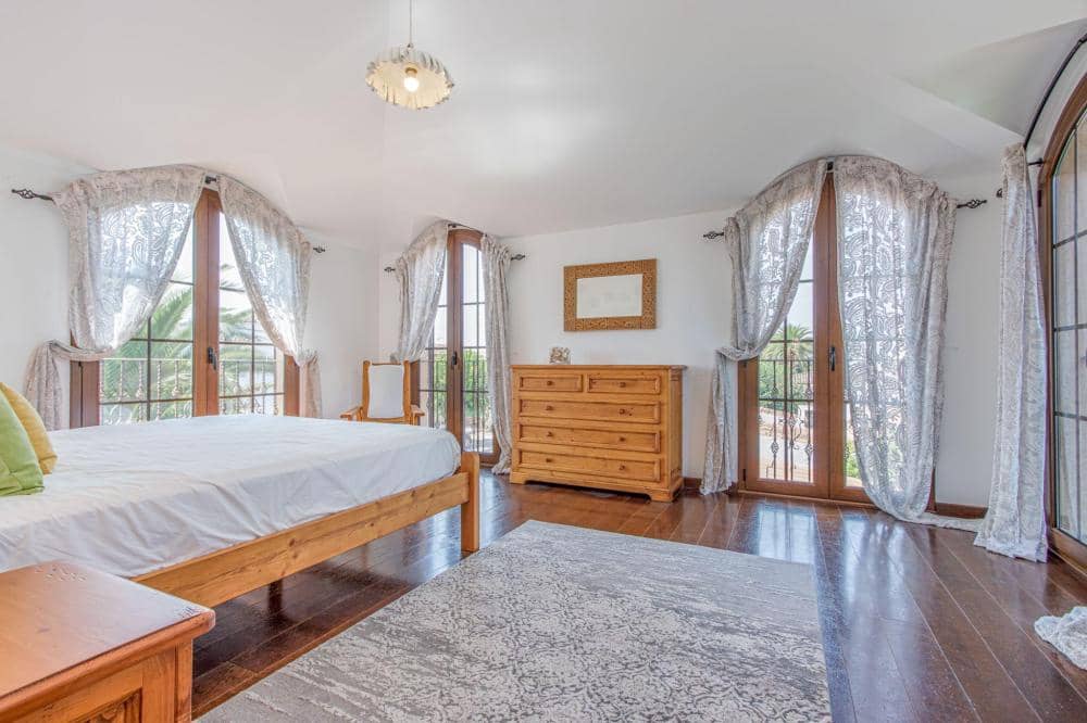 9 camera da letto Villa in vendita in Empuriabrava con piscina garage - 2.870.000 € (Rif: 10033347)