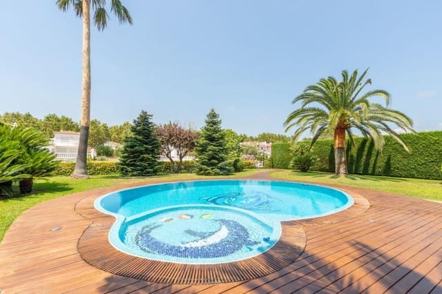 9 camera da letto Villa in vendita in Empuriabrava, Castelló d'Empúries con piscina garage - 2.870.000 € (Rif: 10033347)