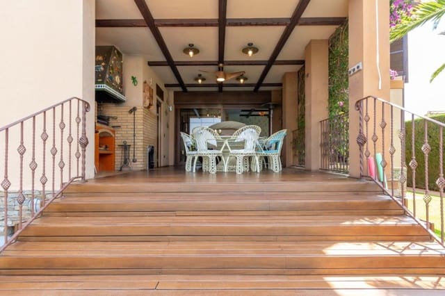 9 camera da letto Villa in vendita in Empuriabrava, Castelló d'Empúries con piscina garage - 2.870.000 € (Rif: 10033347)