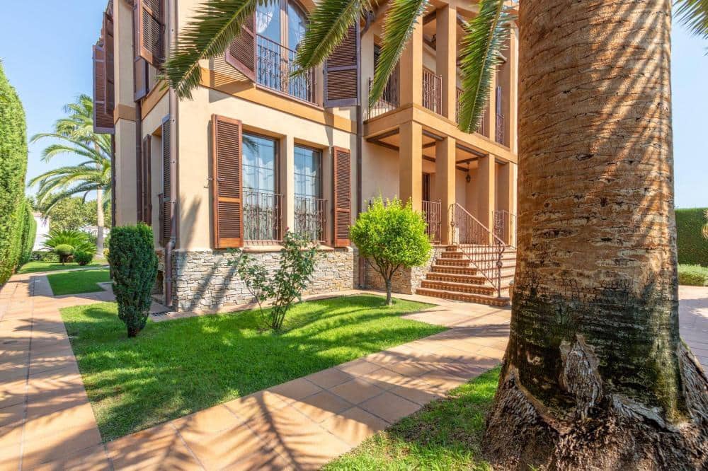 9 camera da letto Villa in vendita in Empuriabrava con piscina garage - 2.870.000 € (Rif: 10033347)