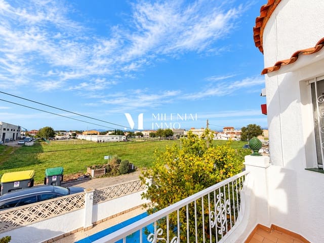 3 Zimmer Haus zu verkaufen in Empuriabrava, Castelló d'Empúries mit Pool Garage - 367.500 € (Ref: 10033367)