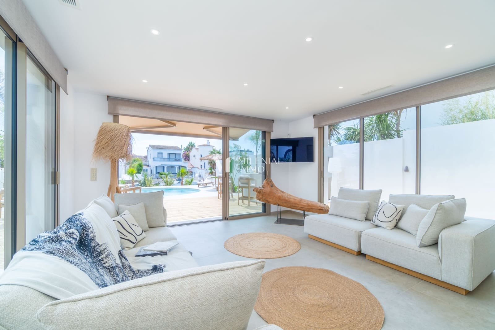 4 quarto Casa em Banda para venda em Empuriabrava com piscina garagem - 1 890 000 € (Ref: 10034279)