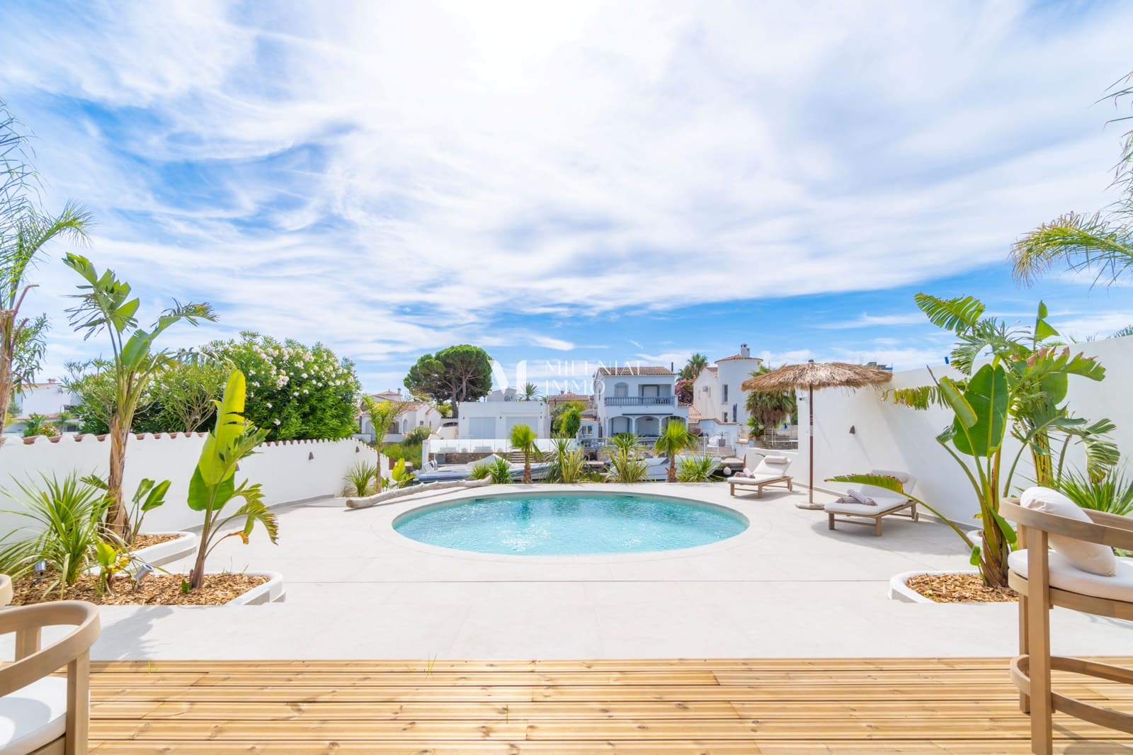 4 quarto Casa em Banda para venda em Empuriabrava com piscina garagem - 1 890 000 € (Ref: 10034279)