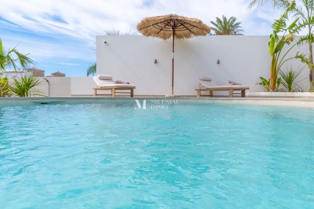 4 quarto Casa em Banda para venda em Empuriabrava, Castelló d'Empúries com piscina garagem - 1 890 000 € (Ref: 10034279)