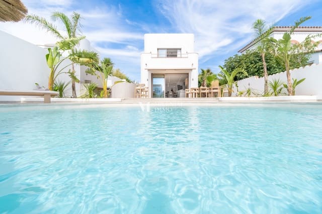 4 quarto Casa em Banda para venda em Empuriabrava, Castelló d'Empúries com piscina garagem - 1 890 000 € (Ref: 10034279)