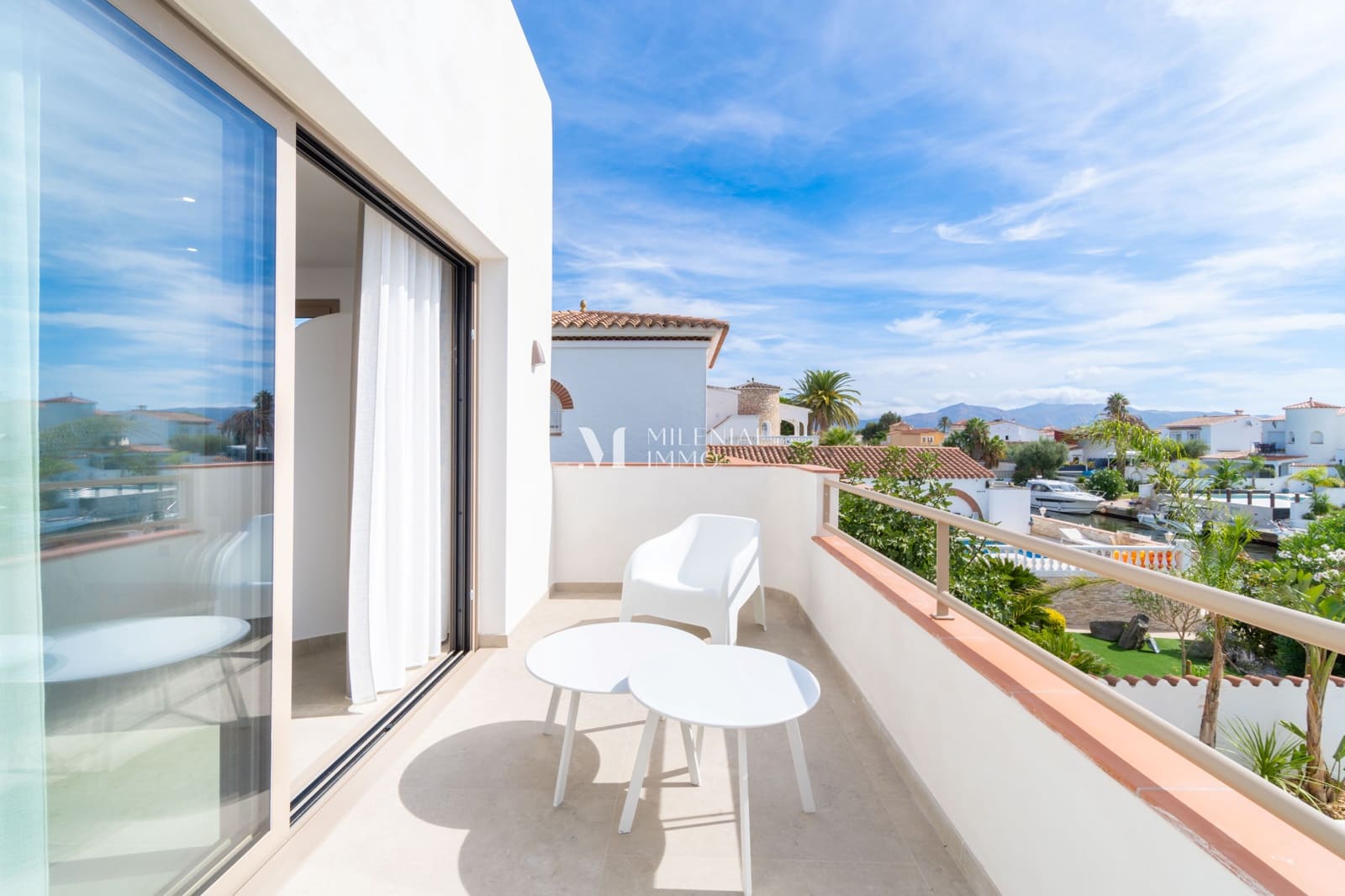 4 quarto Casa em Banda para venda em Empuriabrava com piscina garagem - 1 890 000 € (Ref: 10034279)