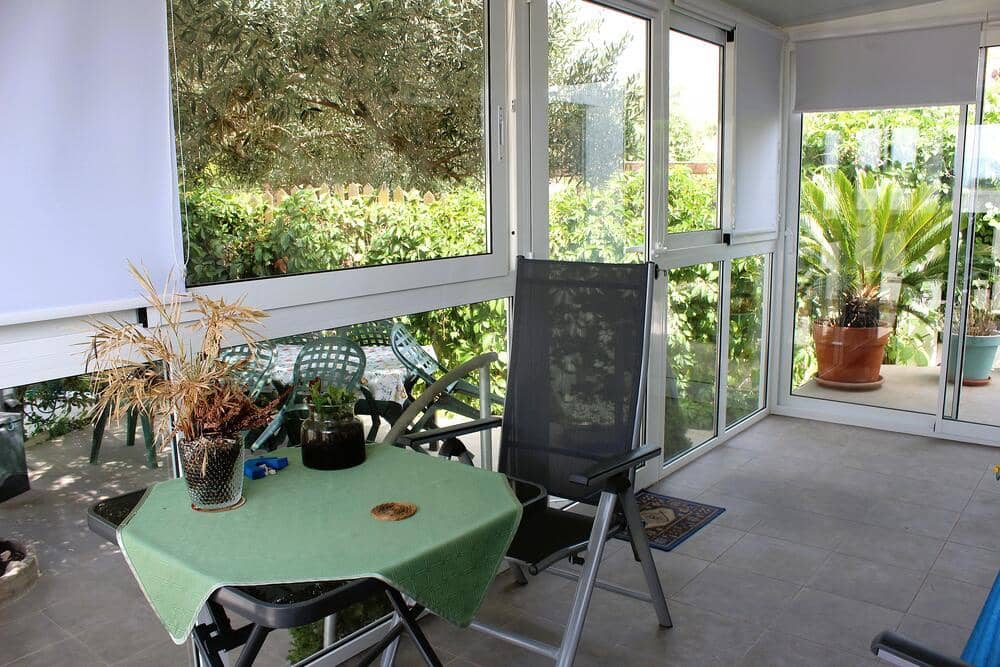 2 Zimmer Villa zu verkaufen in Empuriabrava mit Garage - 300.000 € (Ref: 10040159)