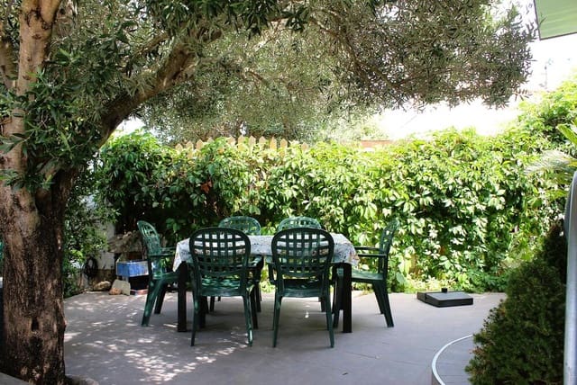 2 slaapkamer Villa te koop in Empuriabrava, Castelló d'Empúries met garage - € 300.000 (Ref: 10040159)