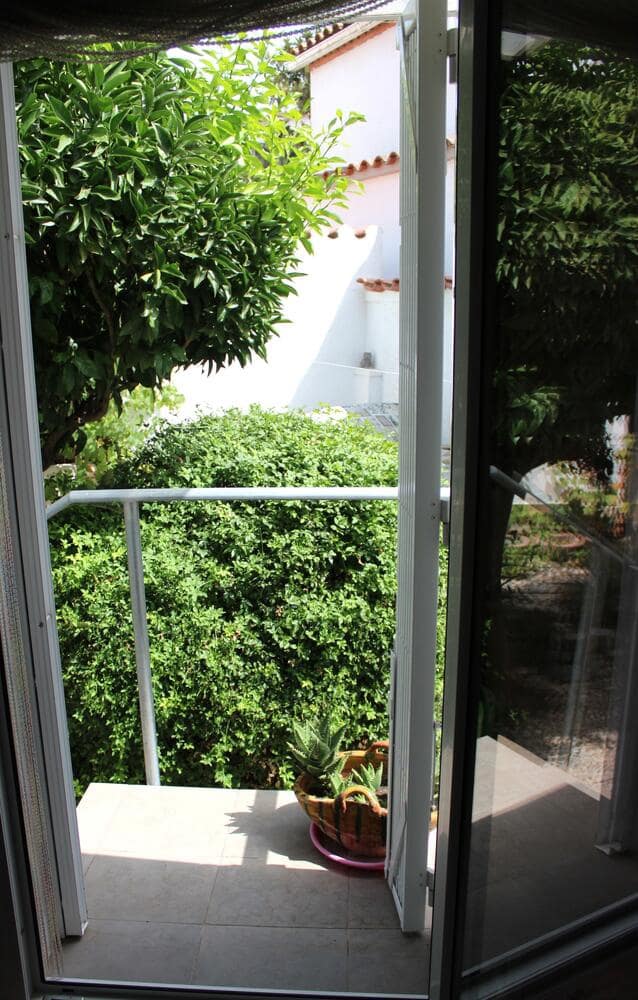 2 Zimmer Villa zu verkaufen in Empuriabrava mit Garage - 300.000 € (Ref: 10040159)