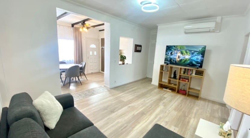 4 Zimmer Villa zu verkaufen in Roses mit Garage - 365.000 € (Ref: 10041614)