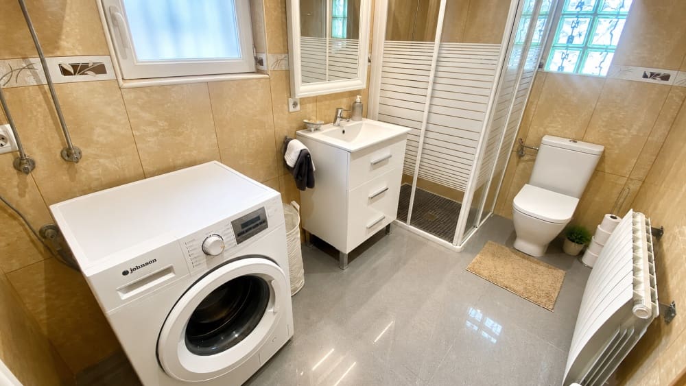 4 Zimmer Villa zu verkaufen in Roses mit Garage - 365.000 € (Ref: 10041614)