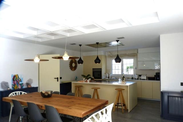 4 camera da letto Casa in vendita in Empuriabrava, Castelló d'Empúries con piscina garage - 1.200.000 € (Rif: 10042334)