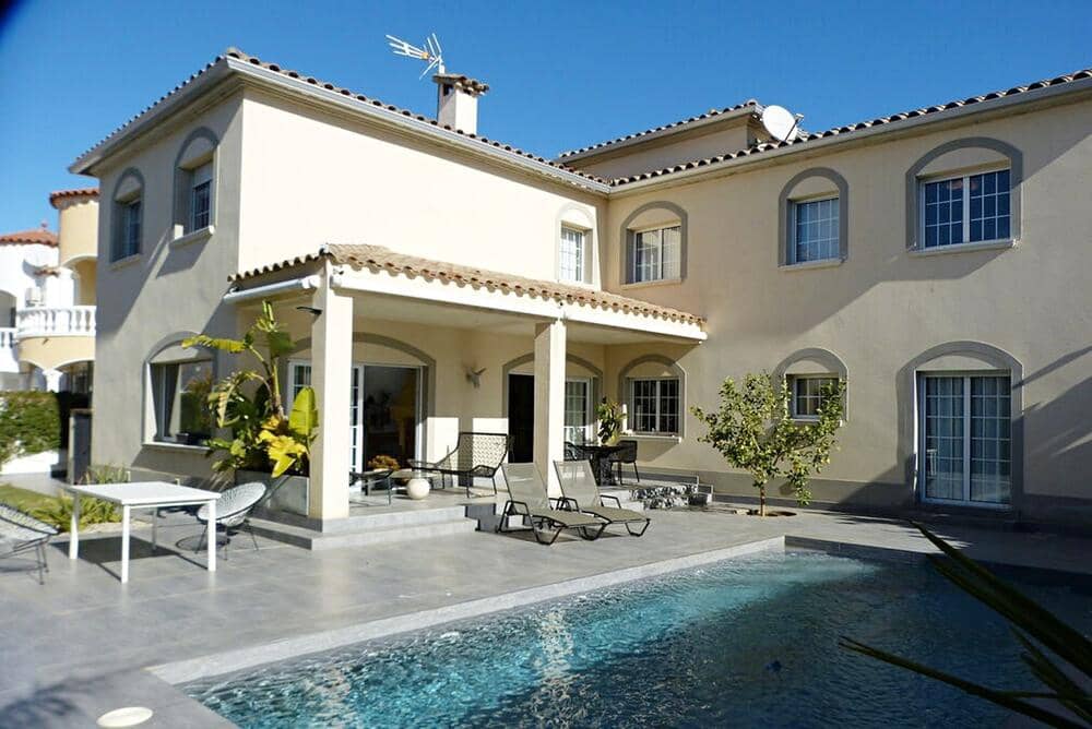 4 camera da letto Casa in vendita in Empuriabrava con piscina garage - 1.200.000 € (Rif: 10042334)