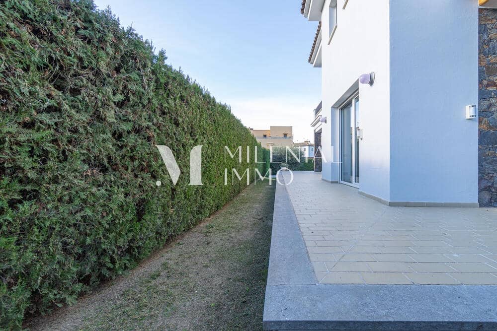 5 sovrum Hus till salu i Castello d'Empuries med pool garage - 790 000 € (Ref: 10042335)