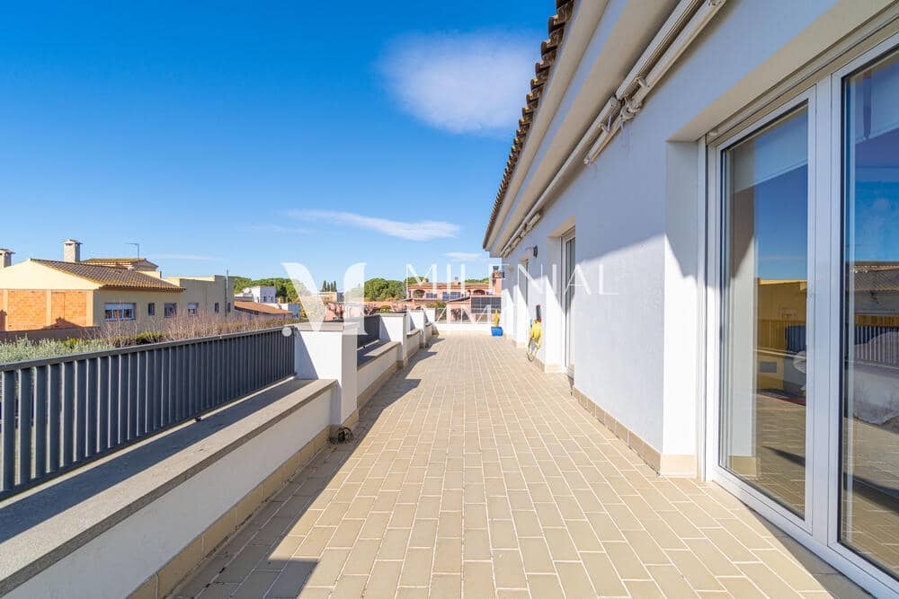 5 sovrum Hus till salu i Castello d'Empuries med pool garage - 790 000 € (Ref: 10042335)