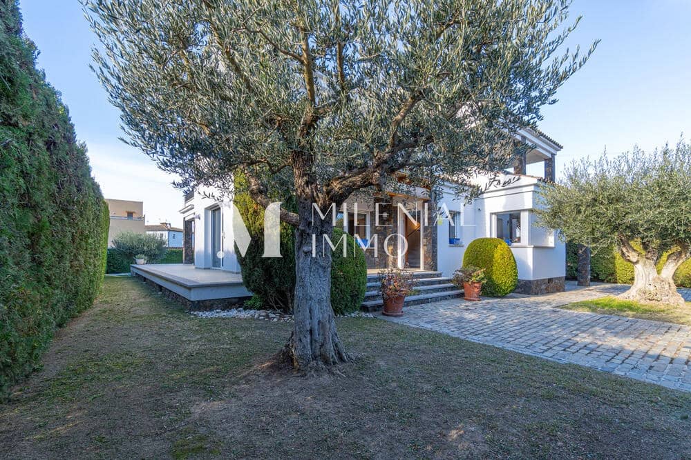 5 sovrum Hus till salu i Castello d'Empuries med pool garage - 790 000 € (Ref: 10042335)