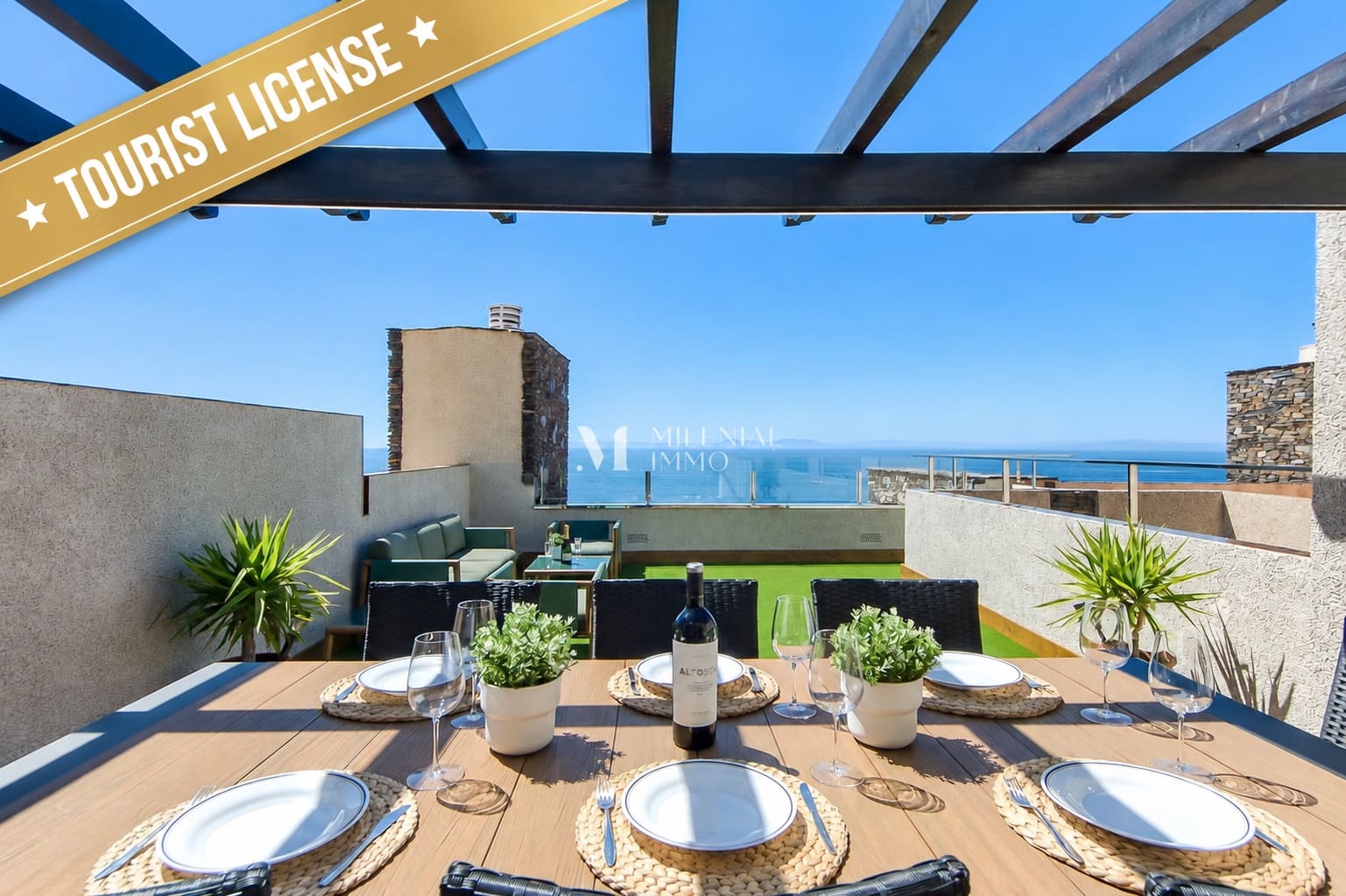 3 bedroom Apartment for sale in Roses with pool garage - € 575,000 (Ref: 10043459)