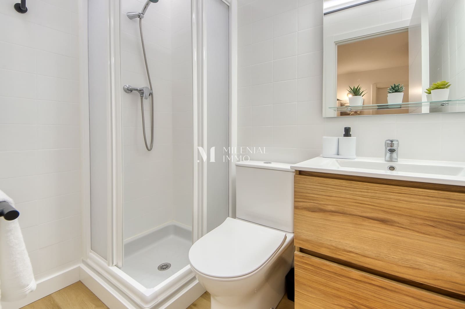 3 bedroom Apartment for sale in Roses with pool garage - € 575,000 (Ref: 10043459)