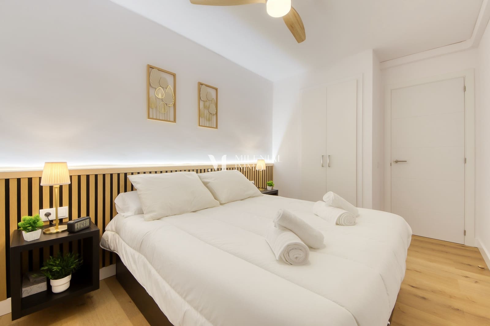 3 bedroom Apartment for sale in Roses with pool garage - € 575,000 (Ref: 10043459)