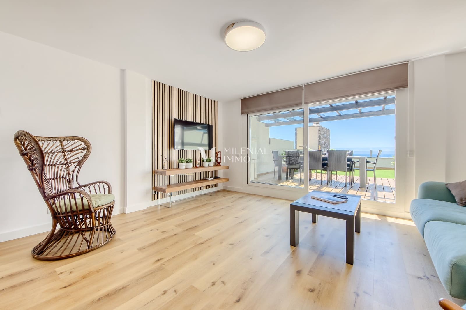 3 bedroom Apartment for sale in Roses with pool garage - € 575,000 (Ref: 10043459)
