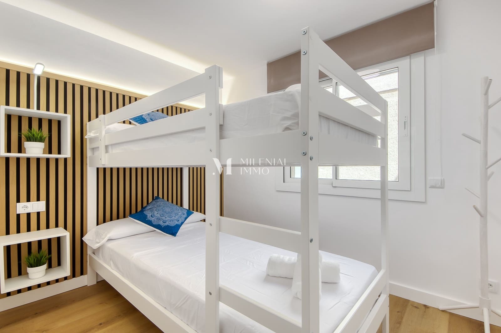 3 bedroom Apartment for sale in Roses with pool garage - € 575,000 (Ref: 10043459)