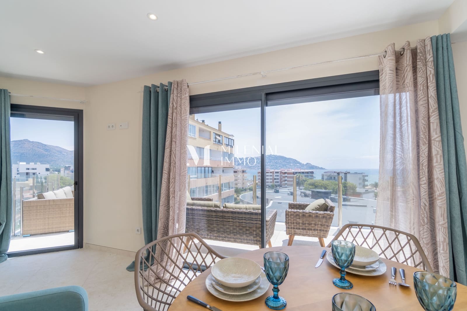 2 Zimmer Apartment zu verkaufen in Roses mit Garage - 625.000 € (Ref: 10045837)