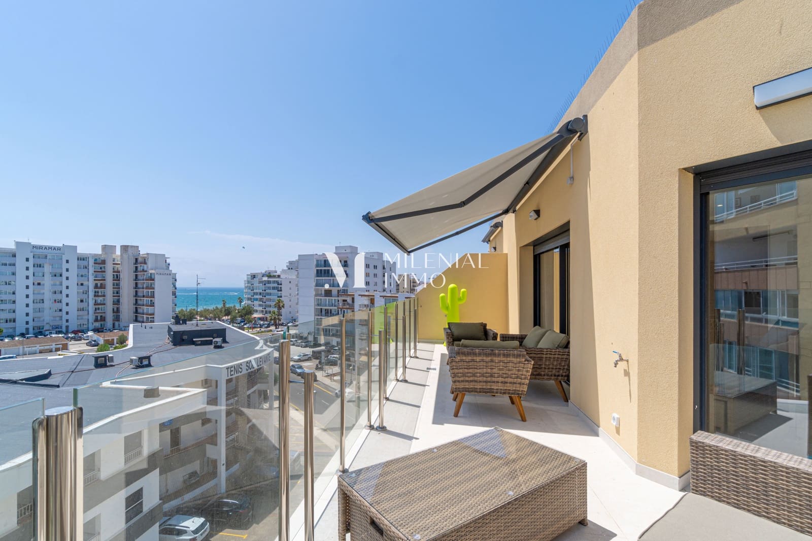 2 Zimmer Apartment zu verkaufen in Roses mit Garage - 625.000 € (Ref: 10045837)