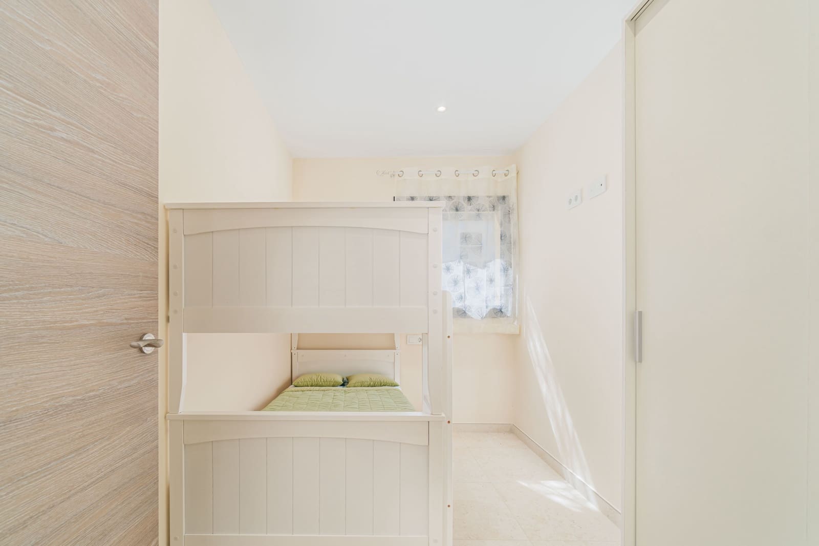 2 Zimmer Apartment zu verkaufen in Roses mit Garage - 625.000 € (Ref: 10045837)