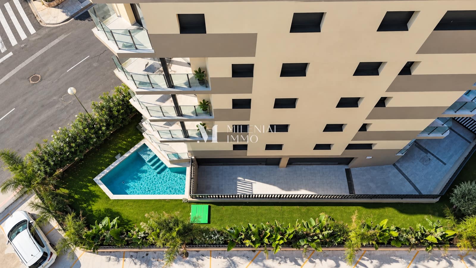 2 bedroom Apartment for sale in Roses with garage - € 625,000 (Ref: 10045837)