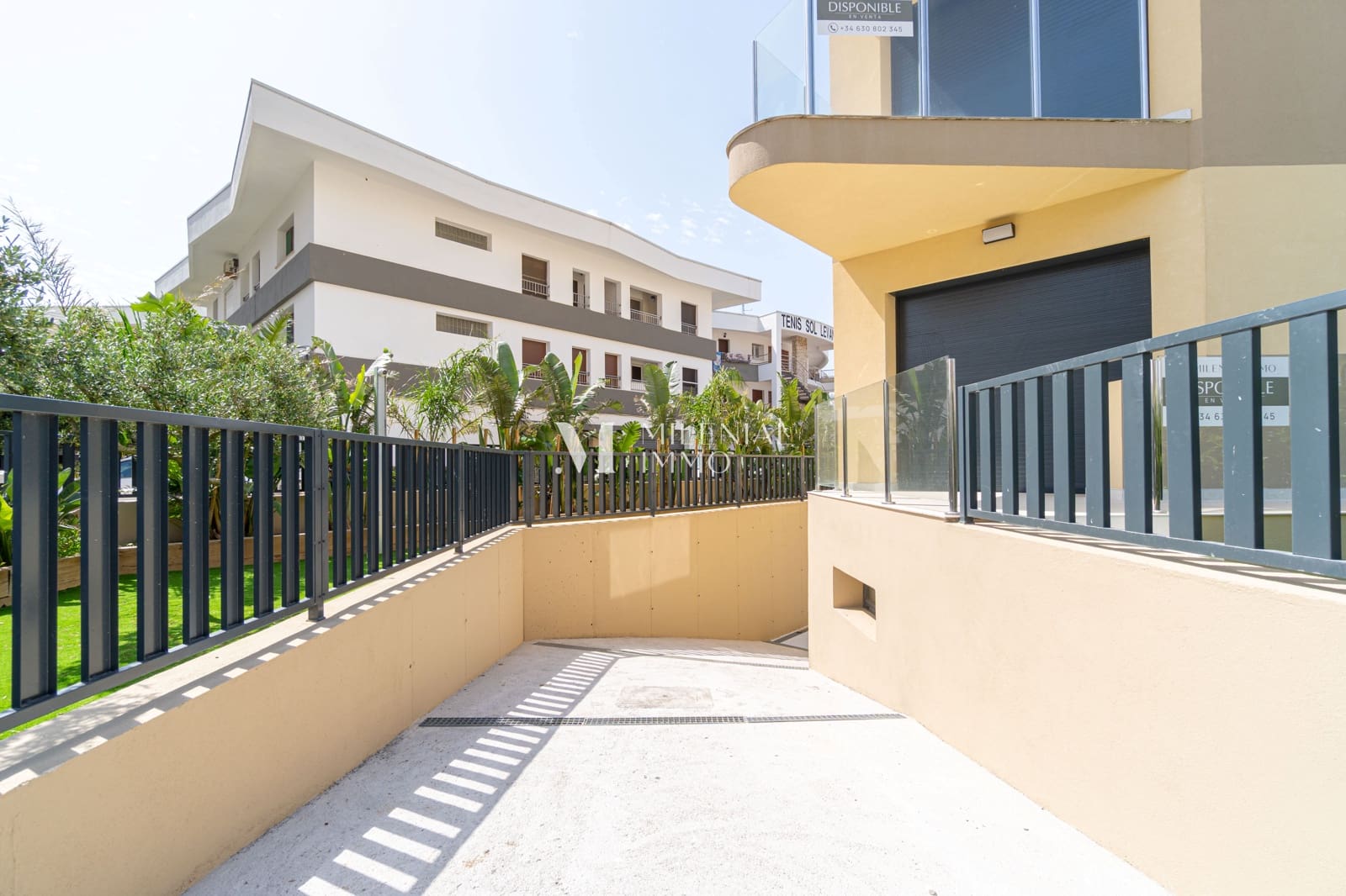 2 bedroom Apartment for sale in Roses with garage - € 625,000 (Ref: 10045837)