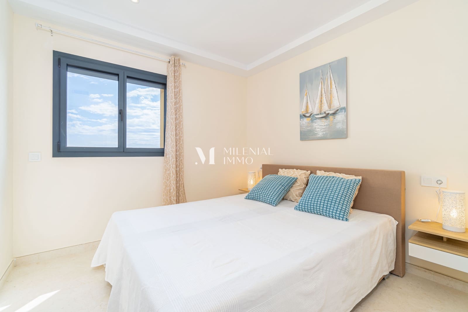 2 bedroom Apartment for sale in Roses with garage - € 625,000 (Ref: 10045837)