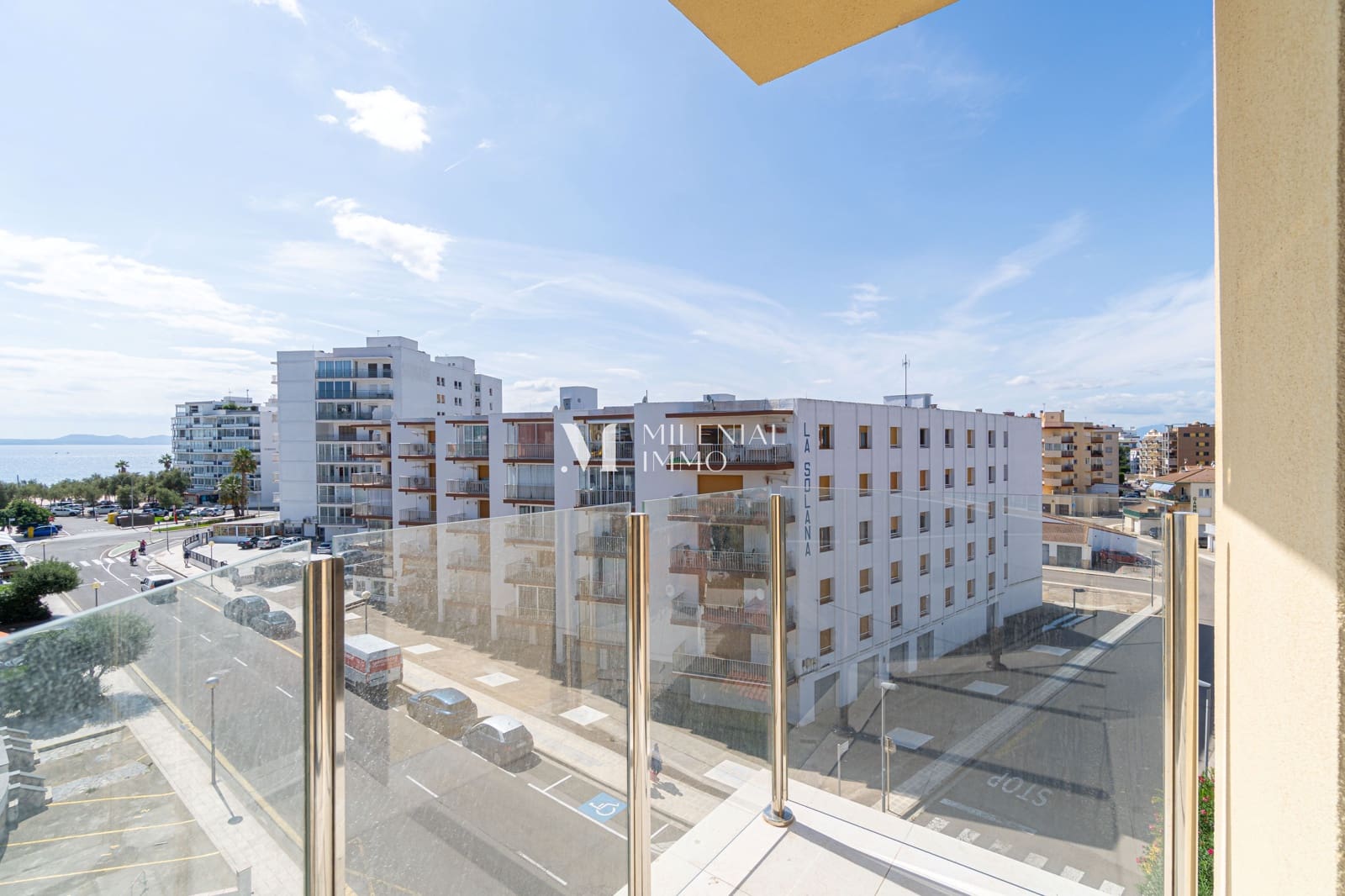 2 bedroom Apartment for sale in Roses with garage - € 625,000 (Ref: 10045837)