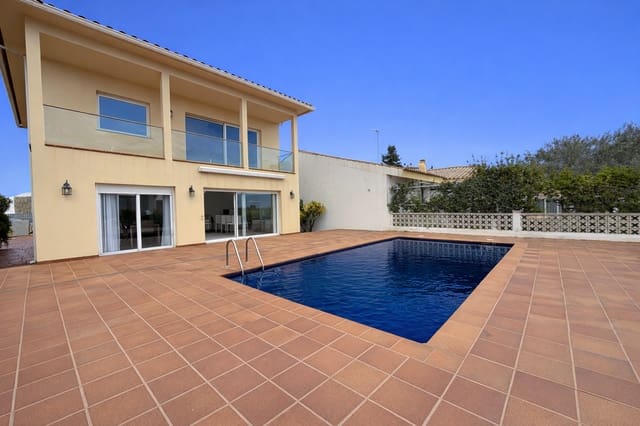 Chalet de 4 habitaciones en Santa Margarida, Roses en venta con piscina garaje - 1.250.000 € (Ref: 10086758)