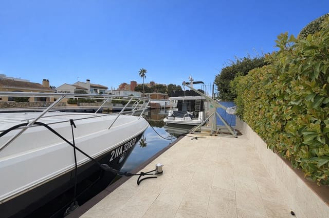 Chalet de 4 habitaciones en Santa Margarida, Roses en venta con piscina garaje - 1.250.000 € (Ref: 10086758)