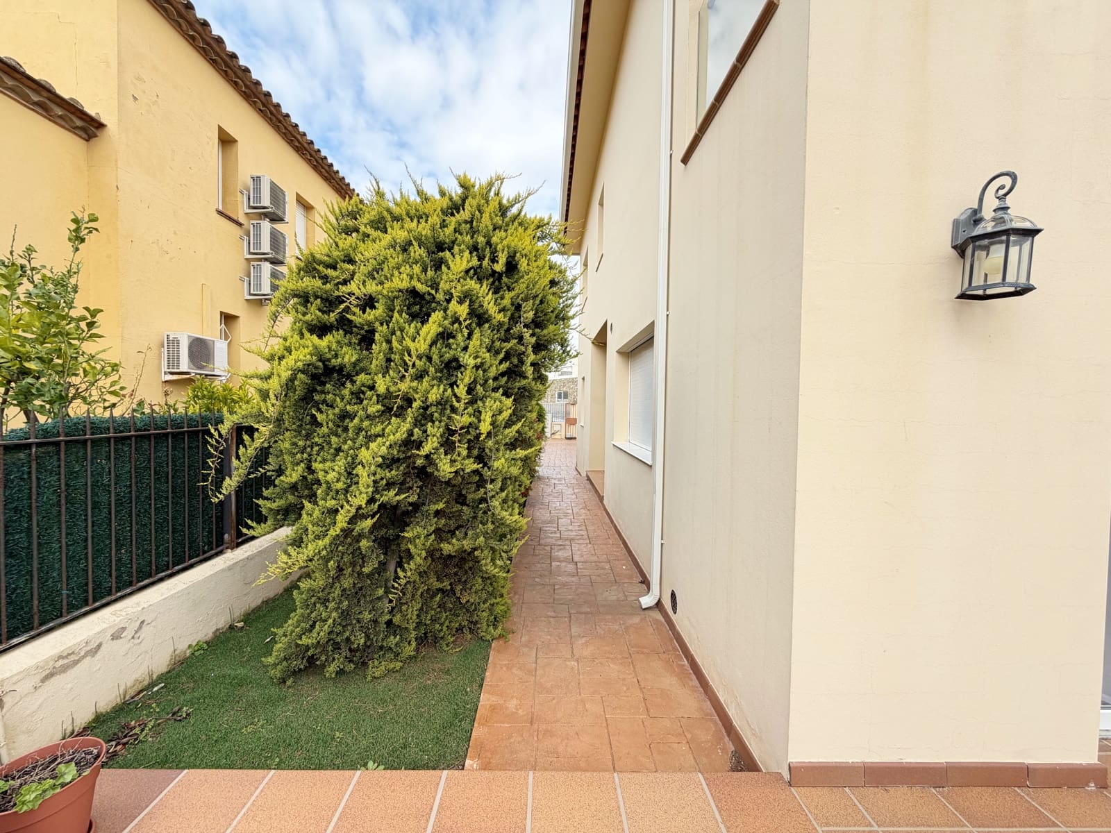 Chalet de 4 habitaciones en Roses en venta con piscina garaje - 1.250.000 € (Ref: 10086758)