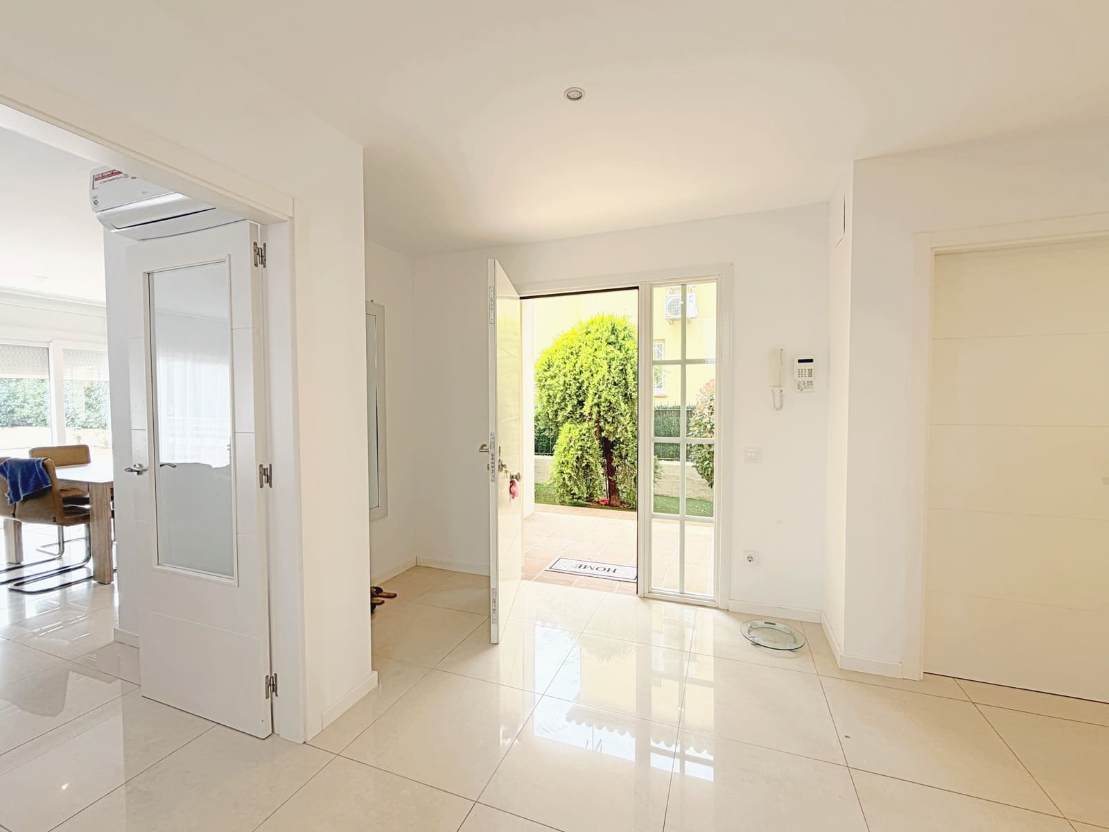 Chalet de 4 habitaciones en Roses en venta con piscina garaje - 1.250.000 € (Ref: 10086758)