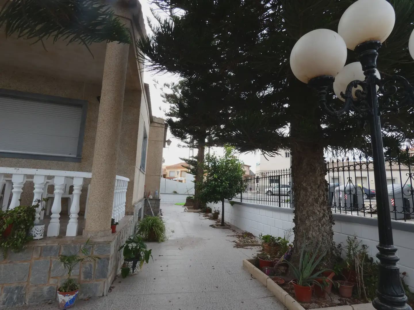 Chalet de 4 habitaciones en Avileses en venta con garaje - 249.900 € (Ref: 10039910)