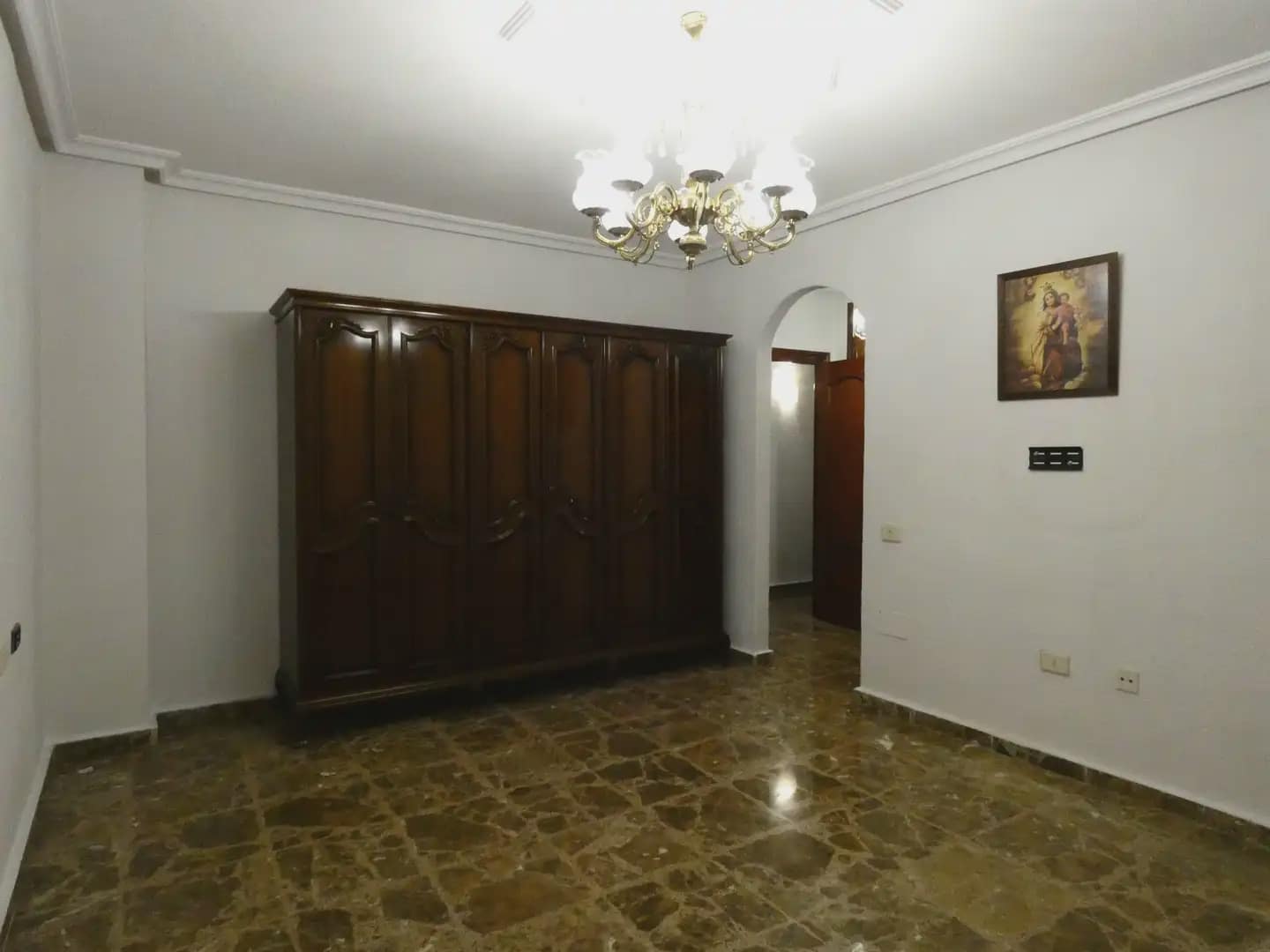 Chalet de 4 habitaciones en Avileses en venta con garaje - 249.900 € (Ref: 10039910)