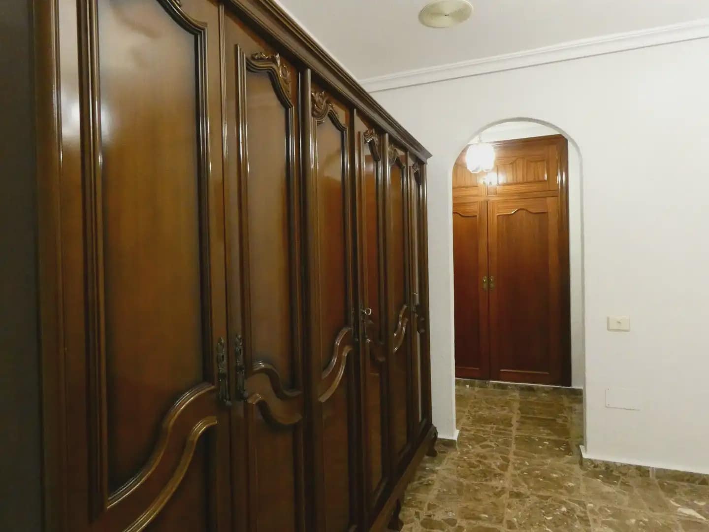 Chalet de 4 habitaciones en Avileses en venta con garaje - 249.900 € (Ref: 10039910)