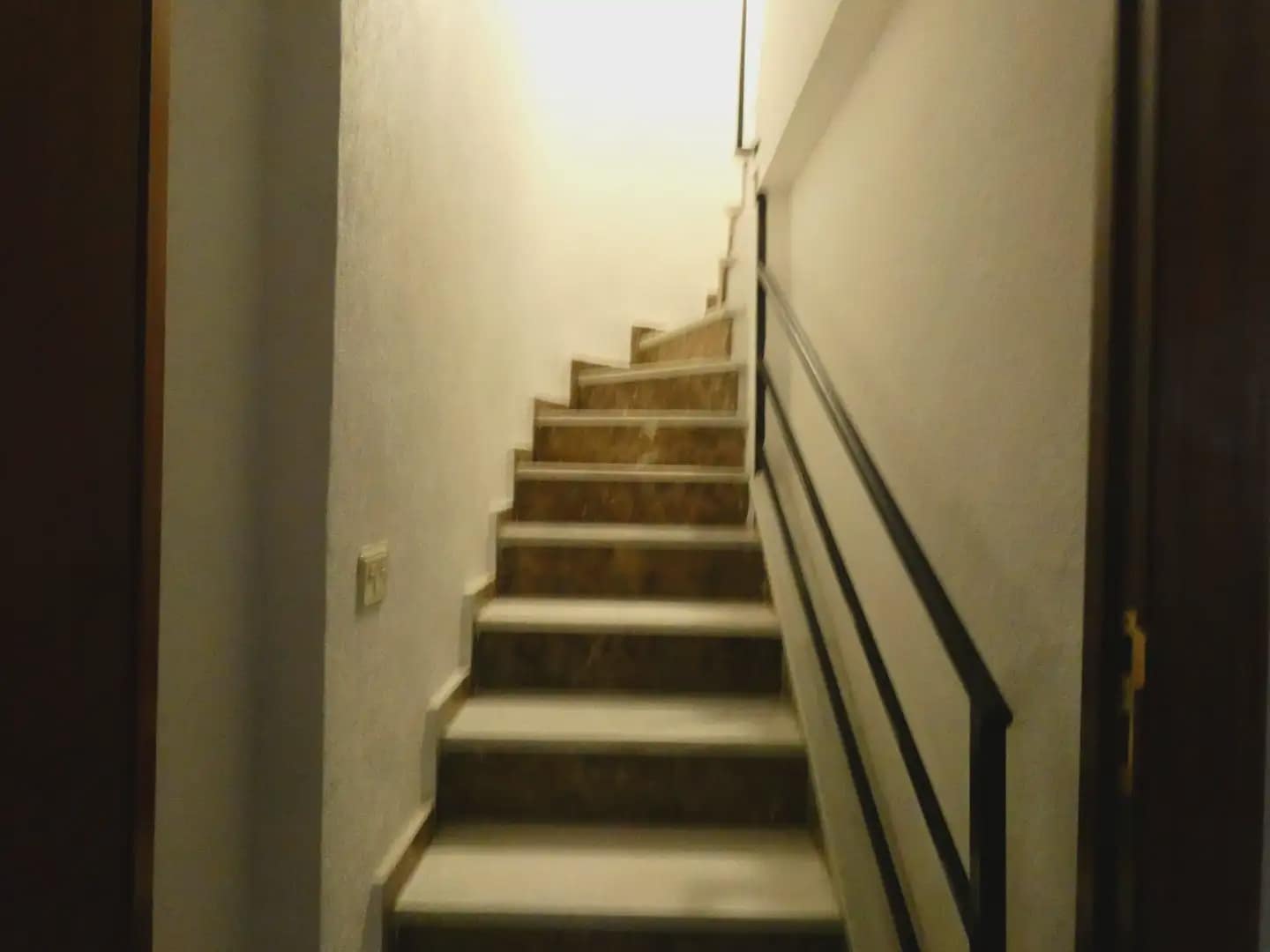 Chalet de 4 habitaciones en Avileses en venta con garaje - 249.900 € (Ref: 10039910)