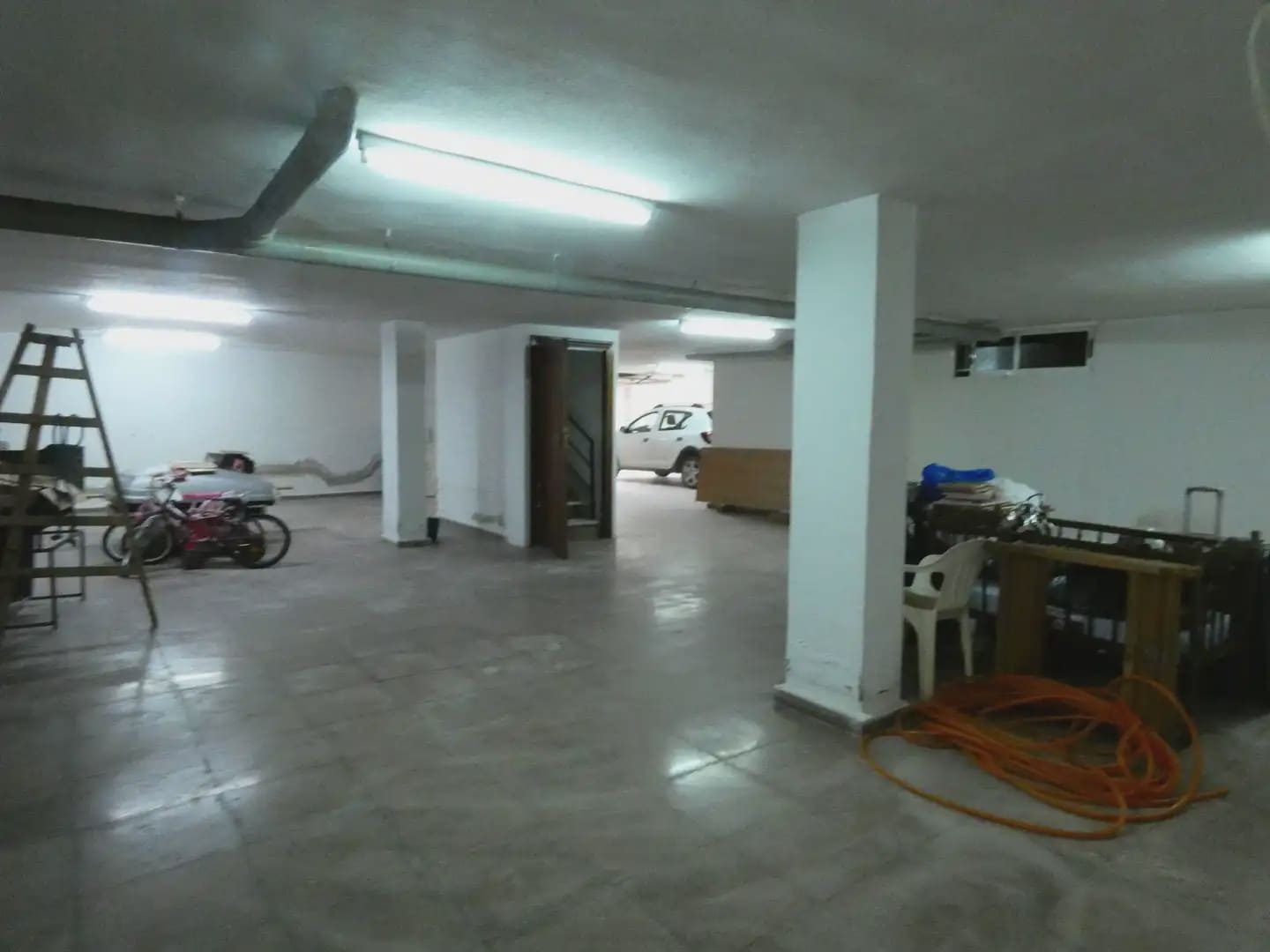 Chalet de 4 habitaciones en Avileses en venta con garaje - 249.900 € (Ref: 10039910)