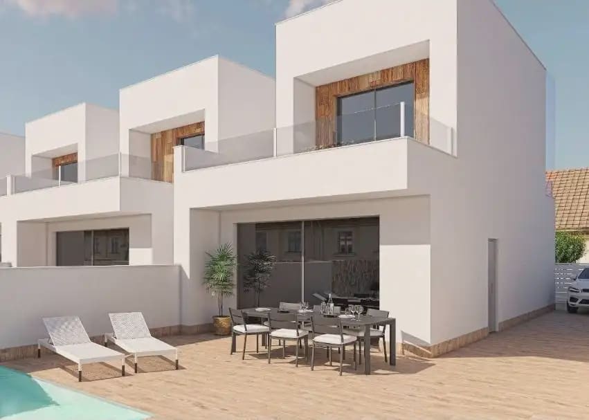 3 soveværelse Villa til salg i San Pedro del Pinatar med swimmingpool garage - € 380.000 (Ref: 10039916)