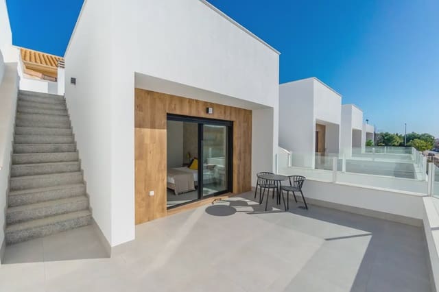 3 soverom Villa til salgs i San Pedro del Pinatar ciudad, San Pedro del Pinatar med svømmebasseng garasje - € 380 000 (Ref: 10039916)