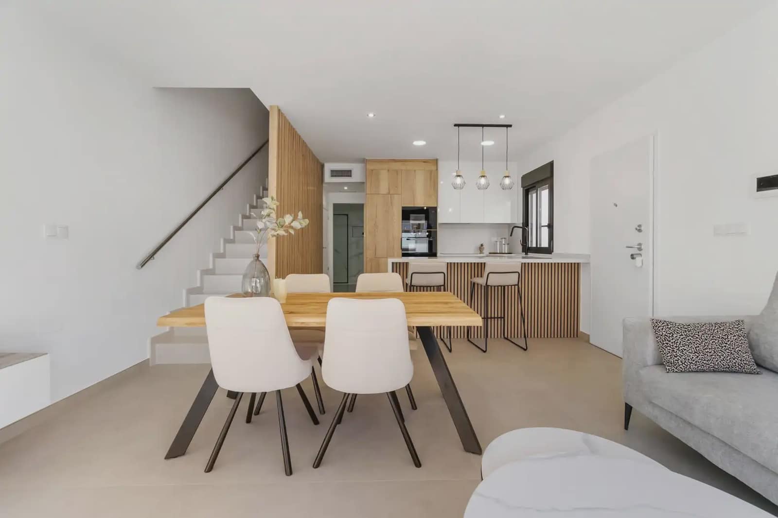 3 soveværelse Villa til salg i San Pedro del Pinatar med swimmingpool garage - € 380.000 (Ref: 10039916)